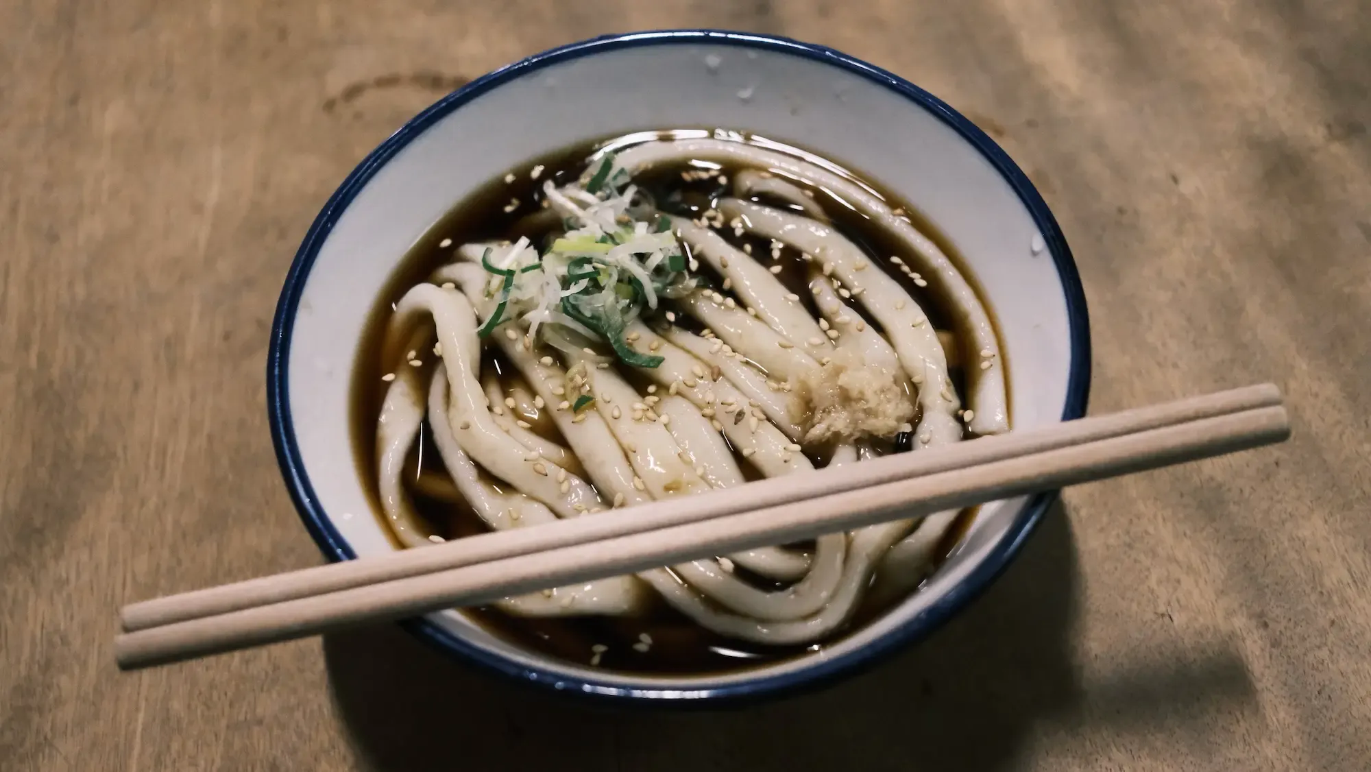 信濃屋という地元のめっちゃ美味しいうどん